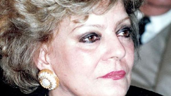 النجمة القديرة نادية لطفي