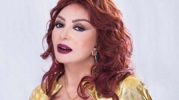 خطوبة نبيلة عبيد...شائعة سخيفة