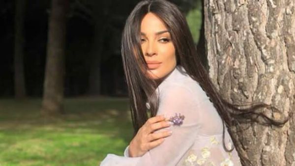 الفنانة اللبنانية نادين نجيم