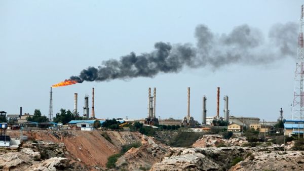 يقع حقل بحر السلام على مسافة نحو 120 كيلومترا شمال غربي طرابلس