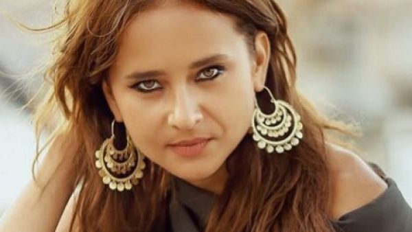ثلاثة أفلام لنيللي كريم دفعة واحدة