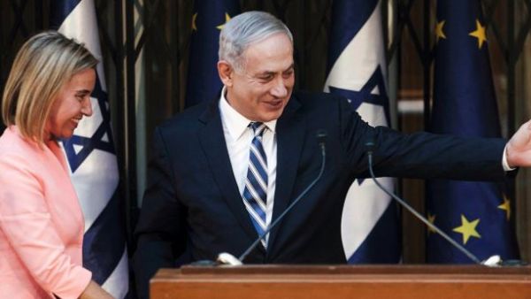 نتانياهو خلال لقائه مفوضة العلاقات الخارجية في الاتحاد الأوروبي، فيدريكا موغوريني