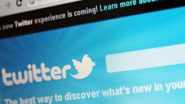 شددت الإمارات العام الماضي القانون المتعلق بالمعارضة الالكترونية