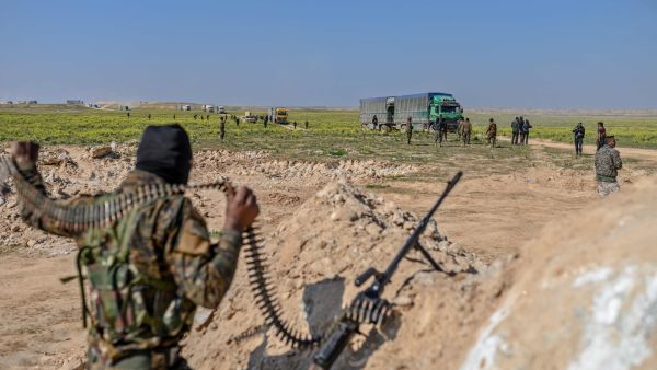 قوات سوريا الديموقراطية تتوقع إعلان "الانتصار الكامل على داعش" خلال أسبوع.
