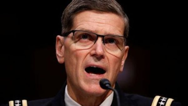 الجنرال جوزيف فوتيل رئيس هيئة الأركان الأمريكية المشتركة
