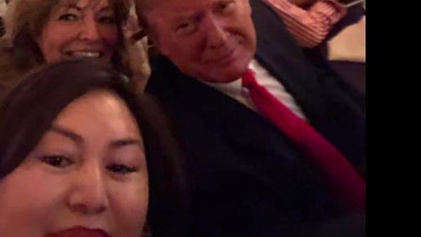 دعوات للتحقيق بانشطة صاحبة صالون تدليك على صلة بترامب