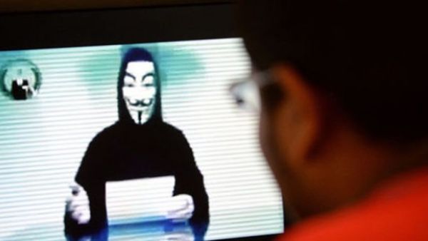 مجموعة “هاكرز”  تسمى نفسها (نونيموس)