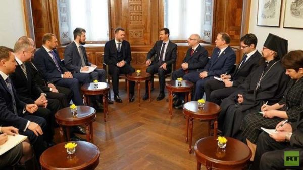 الرئيس السوري بشار الأسد يستقبل وفدا روسيا