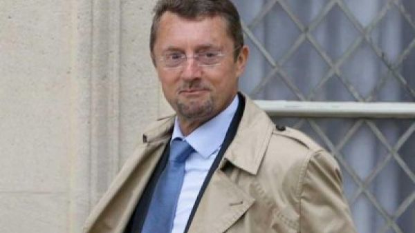  مدير الاستخبارات الفرنسية برنار باجوليه