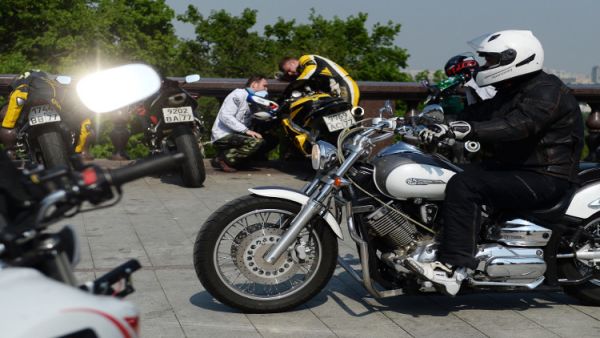 مقتل 5 أشخاص من هواة ركوب الدراجات النارية 