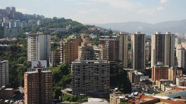 نتائج الاستطلاع الأخير الذي أجرته مؤسسة Hinterlaces، أعطى 48% من الأصوات للرئيس الحالي مادورو