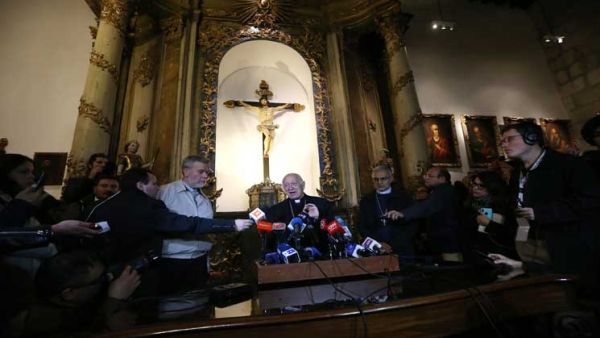 منذ العام 2000، اتُهم حوالى 80 كاهناً بالتجاوزات الجنسية في تشيلي