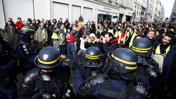 حوالي 125 ألف متظاهر شاركوا السبت في التحرك في فرنسا