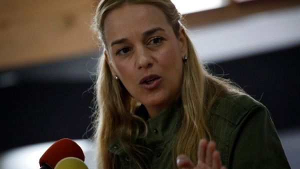 المعارضة الفنزويلية ليليان تينتوري