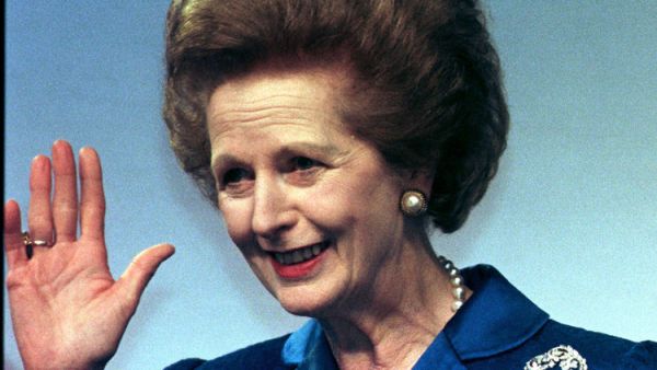 رئيسة الوزراء البريطانية السابقة مارغريت تاتشر 