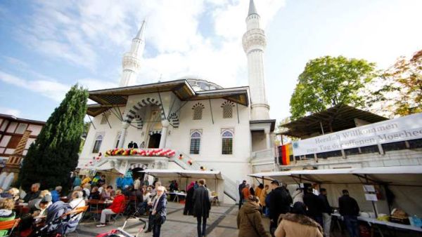 أغلب الجرائم المعادية لمسلمين في ألمانيا يُشتبه في أن مرتكبيها من التيار اليميني المتطرف