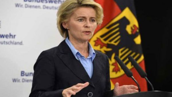 وزيرة الدفاع الألمانية أورزولا فون دير لاين 