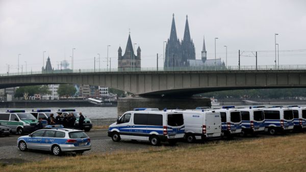 انتشار 2300 عنصر من الامن الالماني قبل تظاهرة لانصار اردوغان في كولونيا