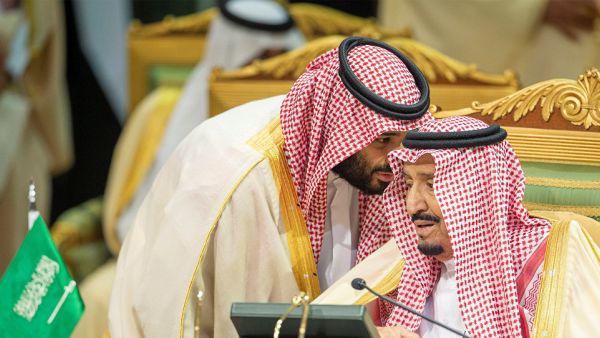 أعلنت كل من السعودية والإمارات والبحرين ومصر قطع العلاقات الدبلوماسية مع قطر في 5 يونيو/ حزيران 2017