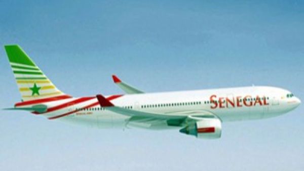 القوات المسلحة السنغالية تبحث عن الطائرة المفقودة