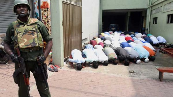 فتح تحقيق في أعمال العنف التي استهدفت مسلمين وسط سريلانكا