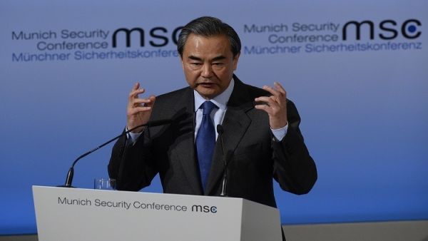 وزير الخارجية الصيني وانغ يي