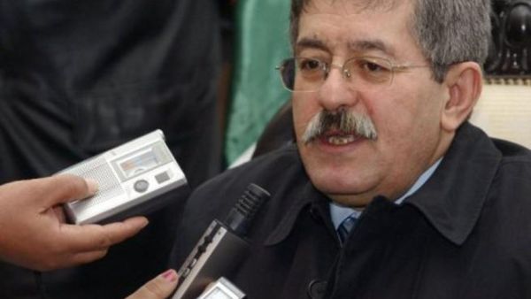 الوزير الاول الجزائري احمد اويحيى