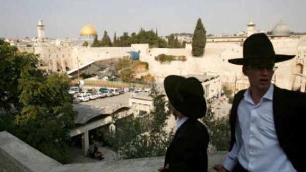 المقبرة من اكبر المقابر الاسلامية في بيت المقدس