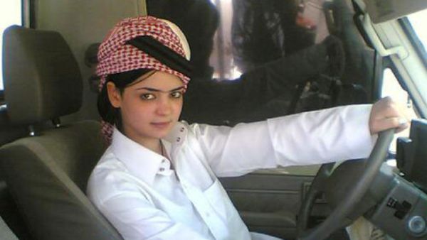 توفر مواقع الإنترنت فسحة كبيرة للفتيات "المسترجلات"