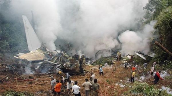 الطائرة من نوع بوينغ 737 