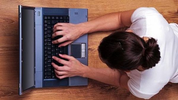 تونس تفرض رقابة صارمة على الانترنت