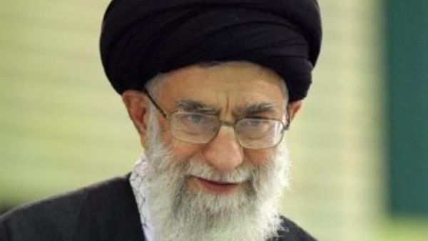 المرشد الاعلى للجمهورية الاسلامية اية الله علي خامنئي 