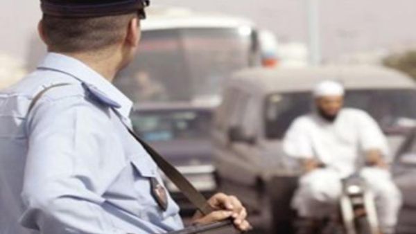 الامازيغ يطالبون بجعل اللغة الأمازيغية لغة رسمية للبلاد 