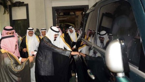 يسعى العاهل السعودي للضغط من أجل استئناف عملية السلام