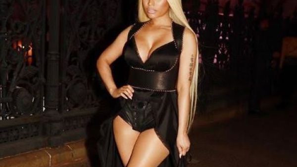 النجمة العالمية نيكي ميناج