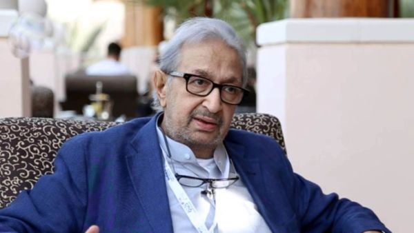 الفنان الراحل نور الشريف