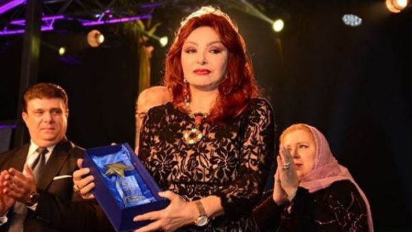 الفنانة نبيلة عبيد