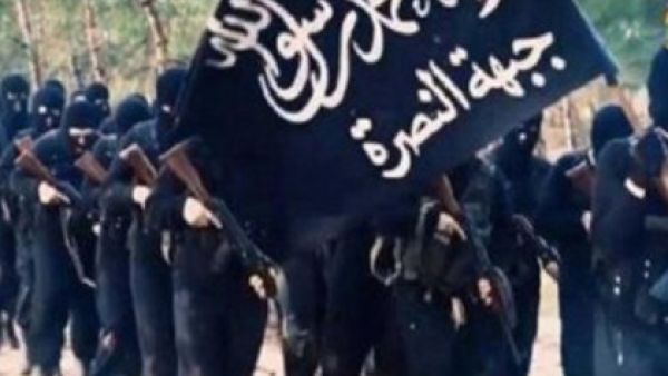 قتل عشرون في الغارة، التي استهدفت نقطتي "جند الأقصى" و"جبهة النصرة"