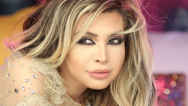 الفنانة نوال الزغبي