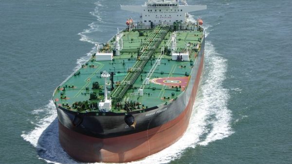 Egypt expects the first oil shipment from Iraq to reach on May 1, 2017. (File photo)