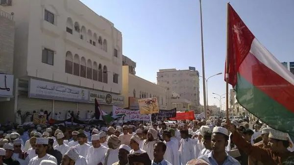 مواجهات عنيفة في بلدة صحار العمانية 