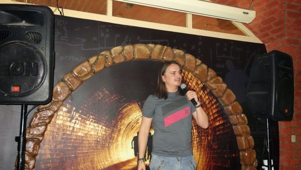 Frankie's Comedy Cellar is hosting a special gig in celebration of Dubai Comedy Festival. (Soh Analysis)