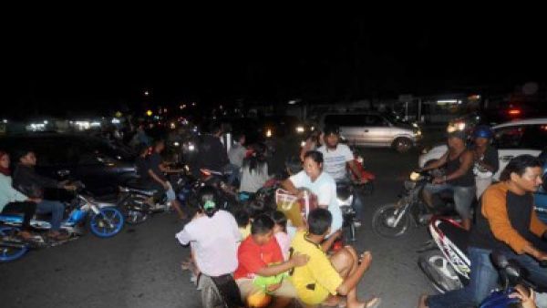 هزات ارتدادية تضرب اندونيسيا عقب زلزال قوي والسلطات تدعو للهدوء