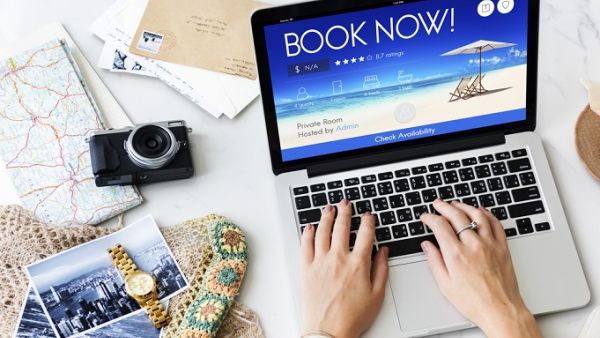 The online travel sector in the GCC grew 9 percent in 2017, according to a new report. (Shutterstock)