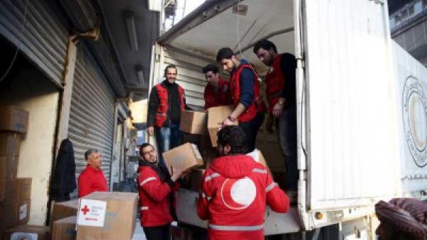 دخول مساعدات طبية إلى غوطة دمشق المحاصرة بعد سبعة أشهر من الانقطاع
