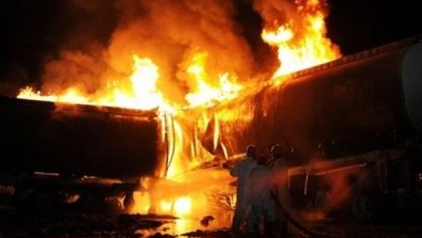 مجموعتين من المسلحين هاجمتا في نفس الوقت تقريبا نقطة مراقبة للشرطة