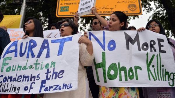 Pakistani women demonstrate against gender-based violence in 2014. (AFP/File)