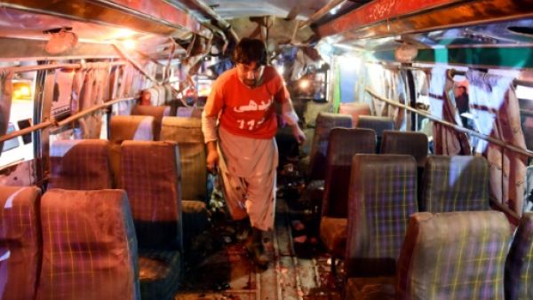 عشرة قتلى بانفجار حافلة في جنوب غرب باكستان