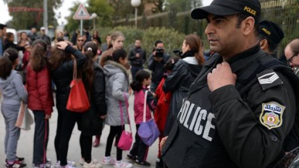 فرض حظر تجول ليلي في مدينة دوز في الجنوب التونسي إثر اعمال عنف
