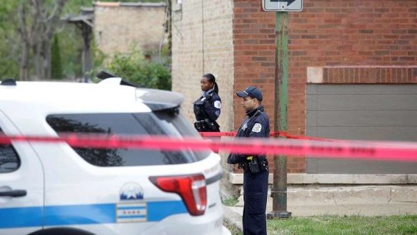 4 قتلى وجريحتان في حادث إطلاق نار داخل مستشفى بشيكاغو
